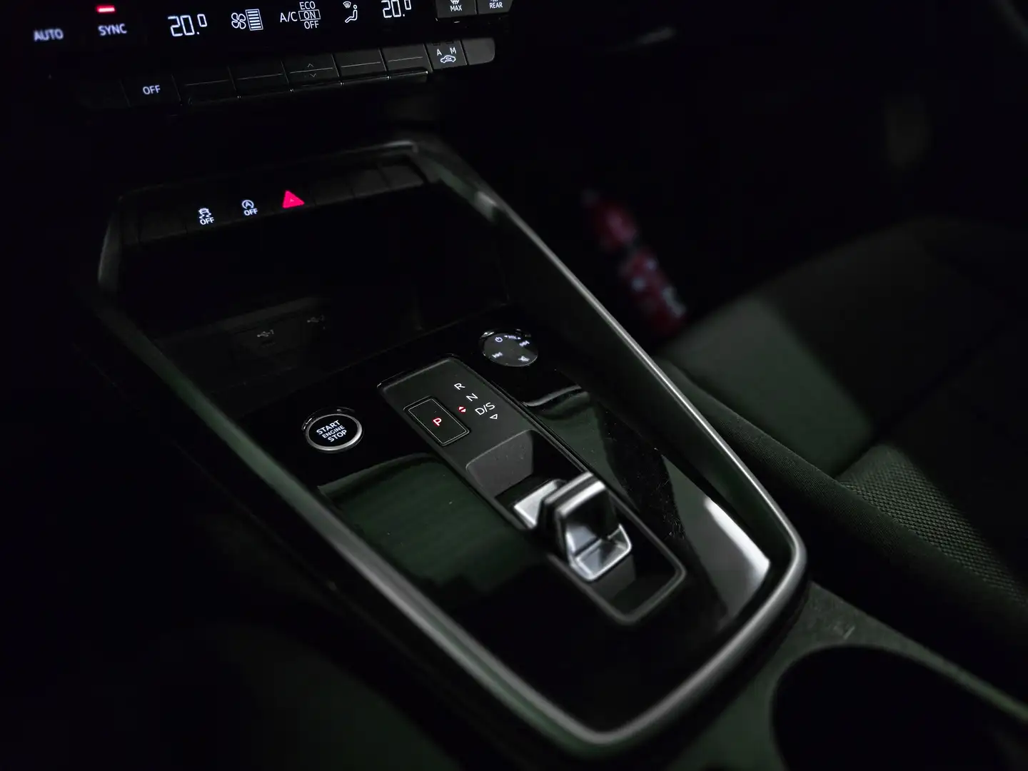 Audi A3 ✖️AUTO | S-LINE | APPLE CARPLAY | TVA ✔️ Noir - 2