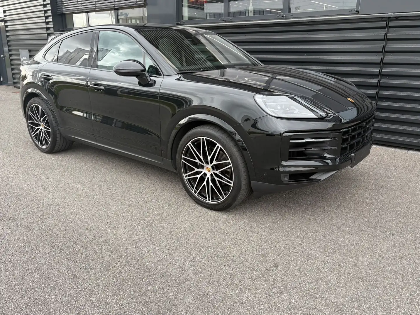 Porsche Cayenne Coupe-FACELIFT-LUFT-BOSE-HEAD UP-22`` Noir - 2