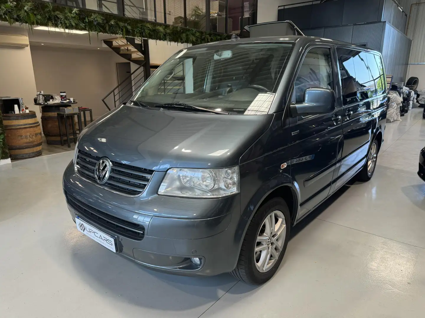 Volkswagen LT T5 2.5 TDI 174 CONCERT 4MOTION 7P Gri - 1