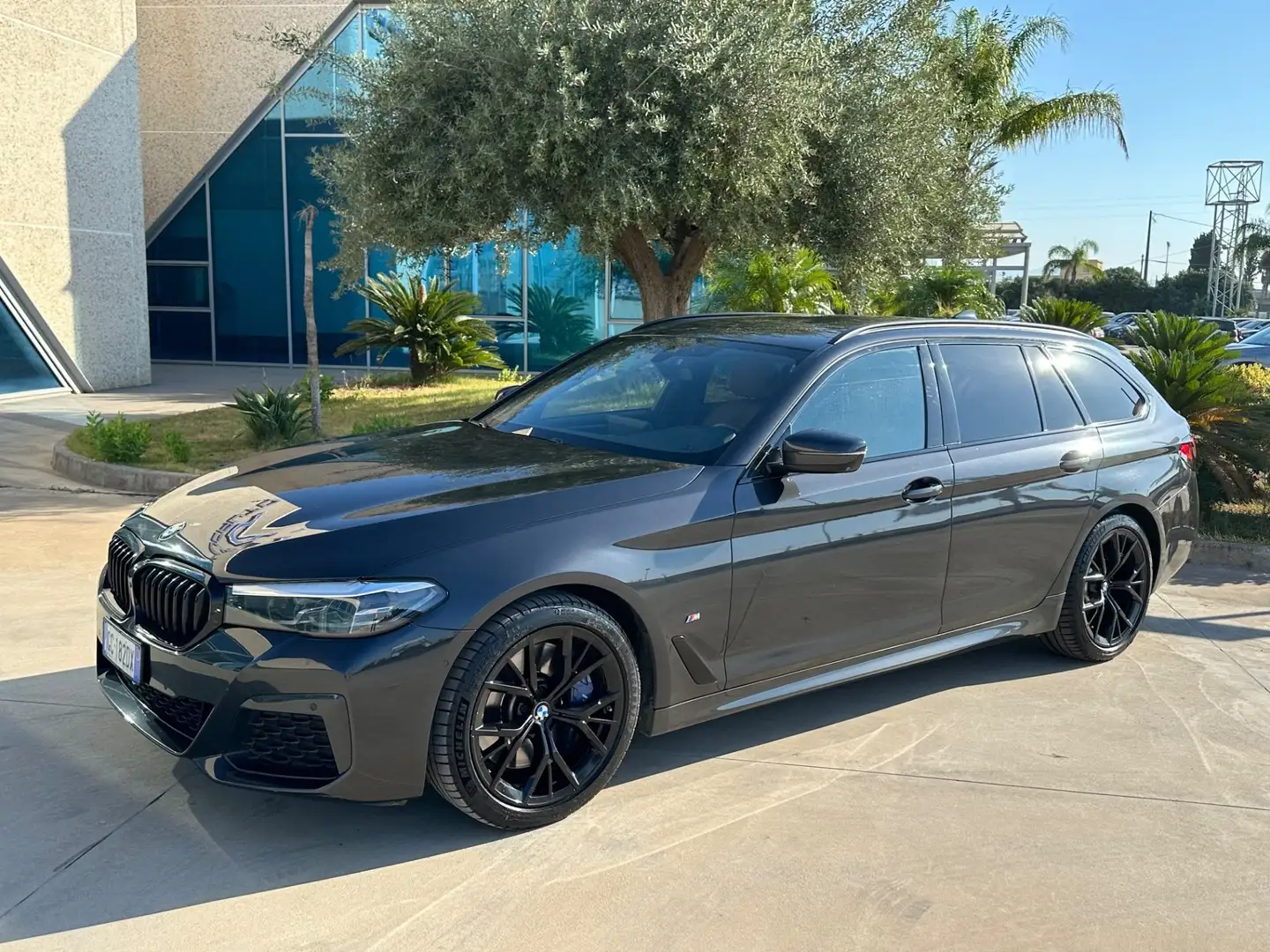 BMW 540 d xdrive Msport possibilità noleggio no scoring Gris - 1