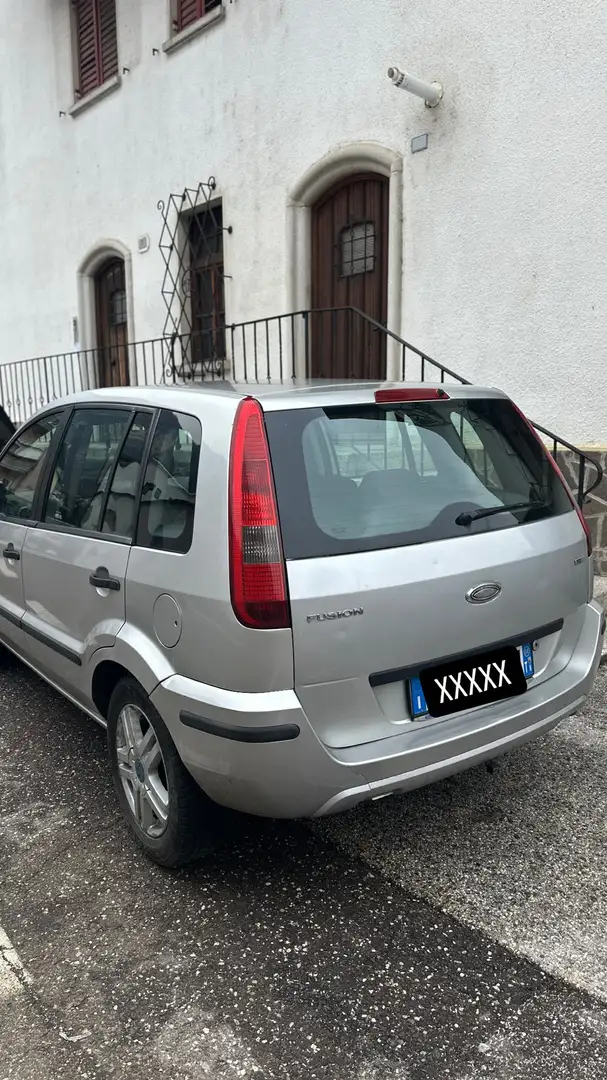 Ford Fusion 1.4 tdci (zetec). TRATTABILE - 1