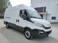 Iveco Daily 3.0 TD 35S 18 V 3520LH2 Biały - thumbnail 2