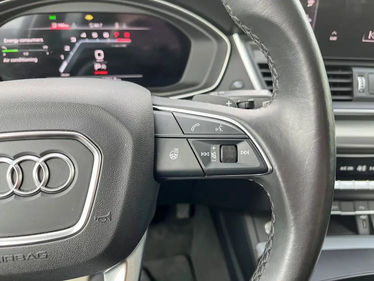Audi Q5 снимка Audi Q5