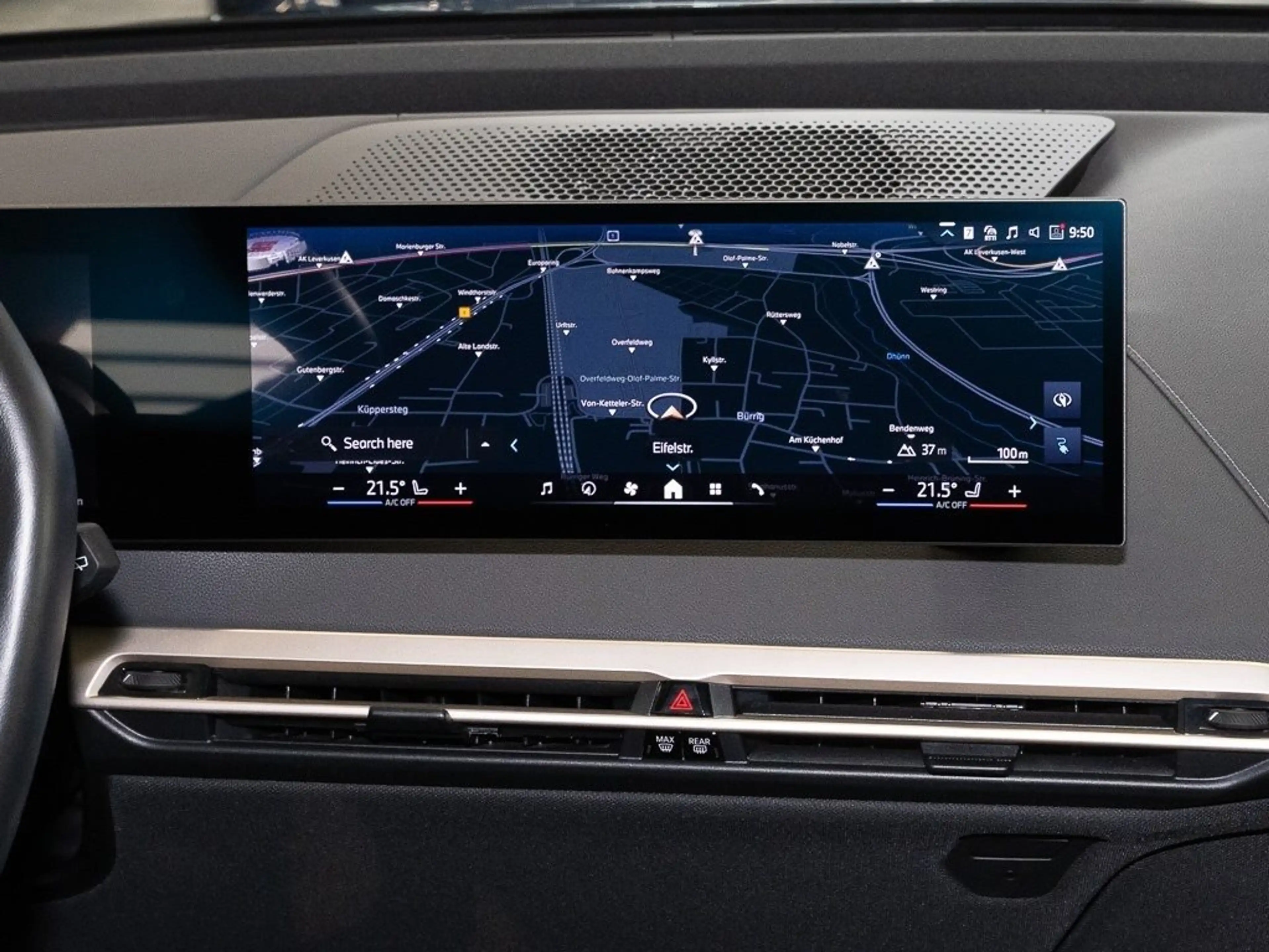 BMW iX xDrive50 M Sport HUD ACC RFK NAVI Standh. LM — photo 9