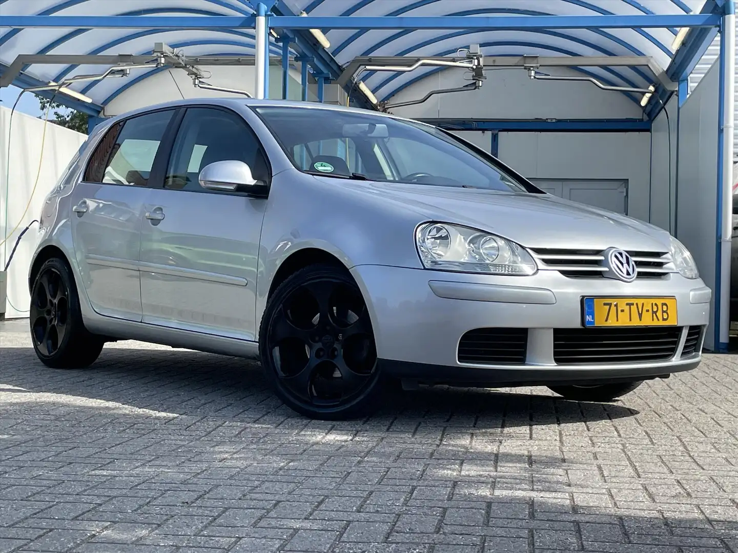 Volkswagen Golf 1.6 FSI / Org NL / Clima / 18*Inch / 5Drs Gris - 2