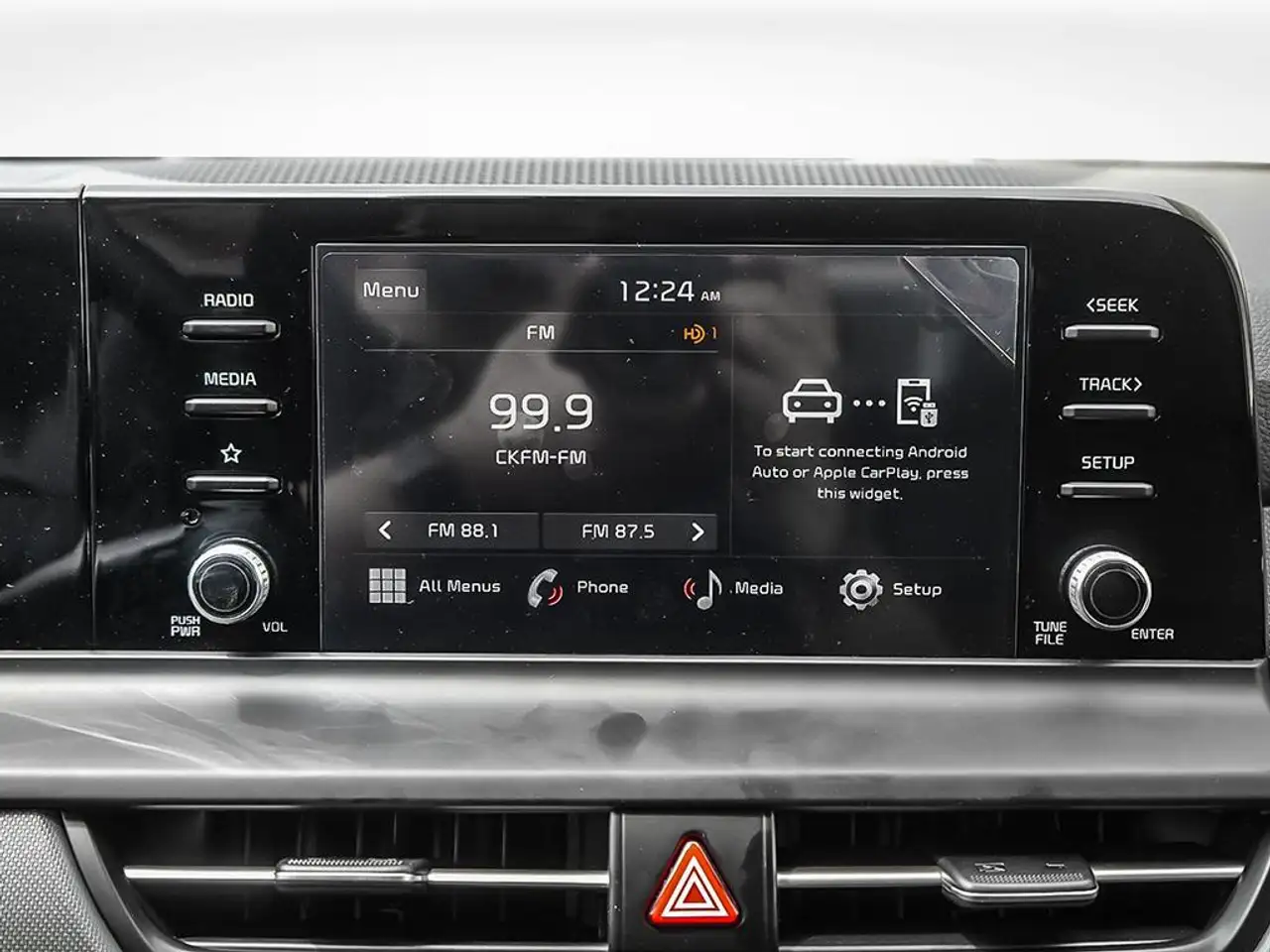 Kia Seltos снимка Kia Seltos