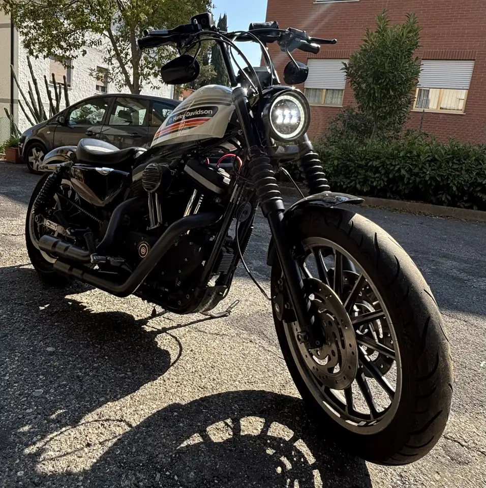 Harley-Davidson Sportster 883