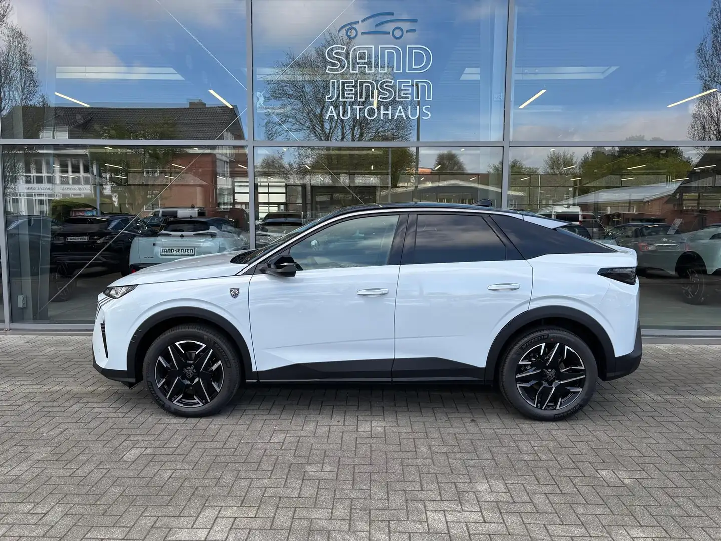 Peugeot 3008 GT MHEV 145 e-DSC6, Navi, ACC, Kamera 19" Bianco - 2