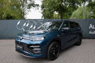 1.5 eHybrid |R-Line|Black Style|Panoramdak|Massage
