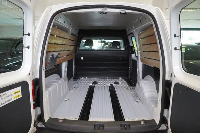 Volkswagen Caddy view 10