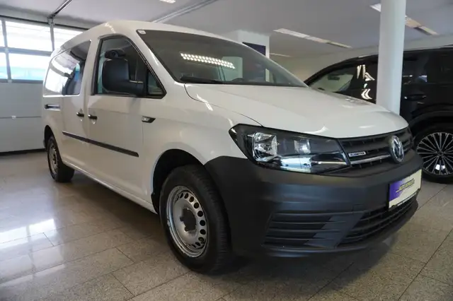 Volkswagen Caddy view 3