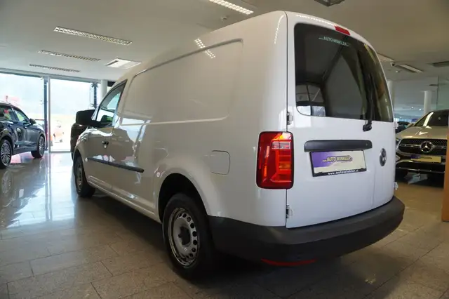 Volkswagen Caddy view 4