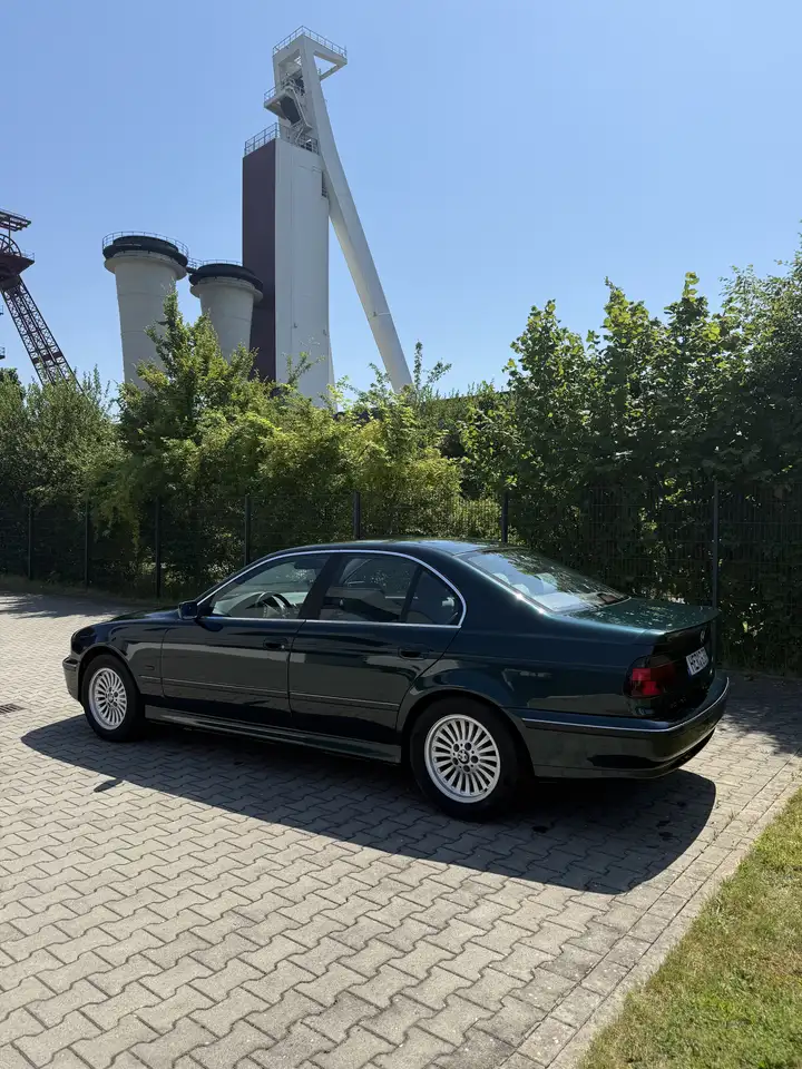 BMW 520i, foto 4