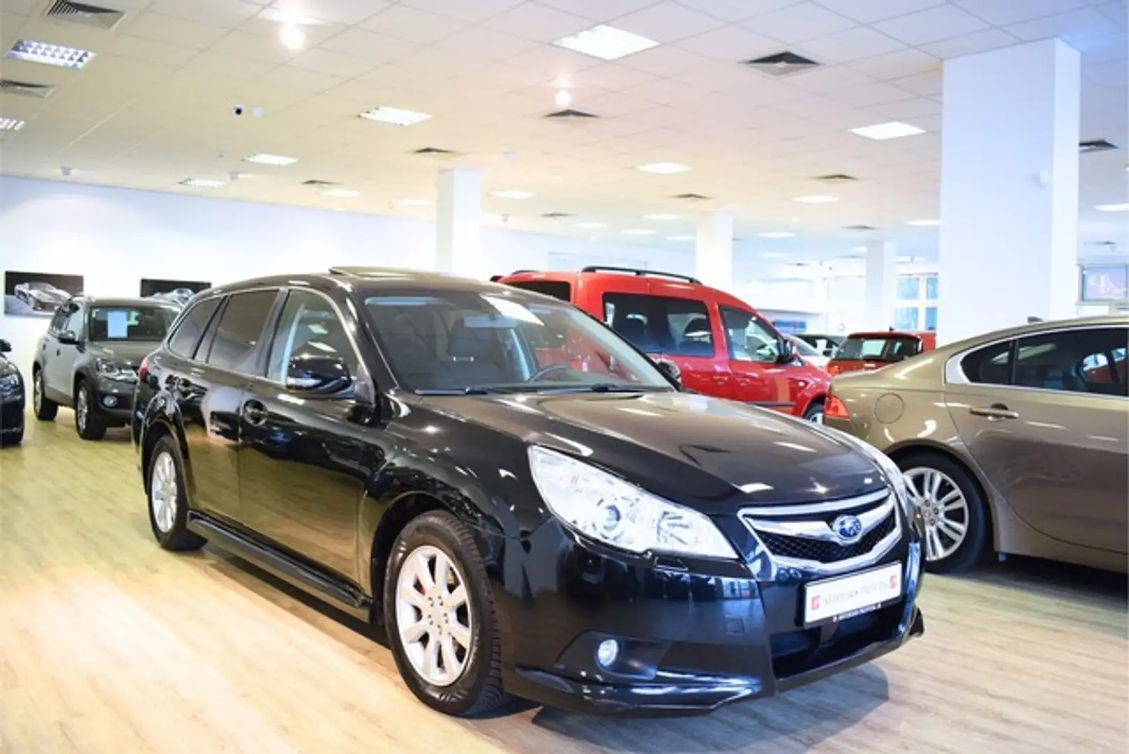 Subaru Legacy Kombi Outback 4WD/ AHK/ MTL.RATE 121,- Schwarz - 2