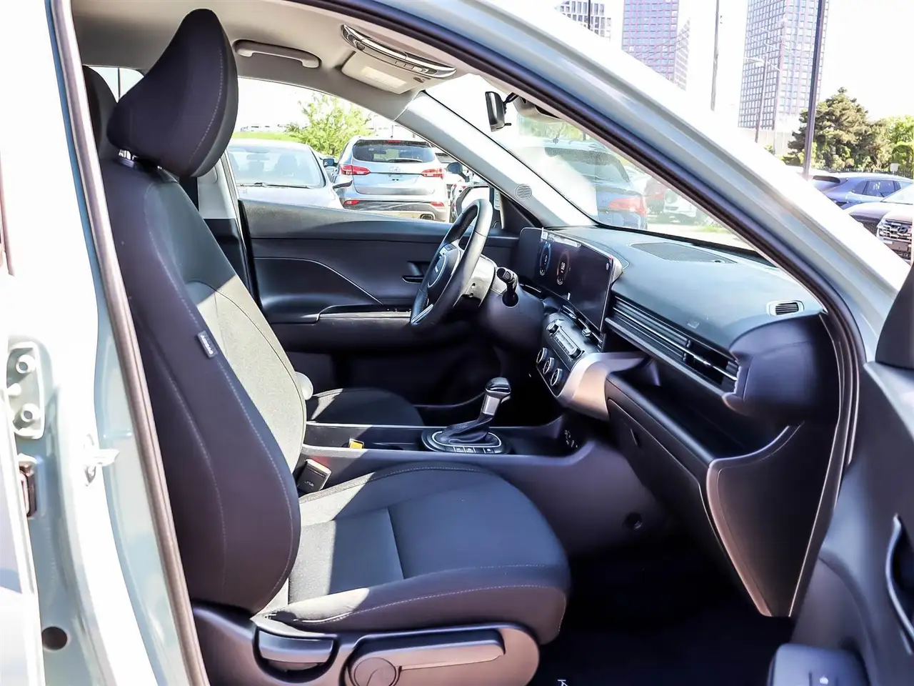 Hyundai KONA снимка Hyundai KONA
