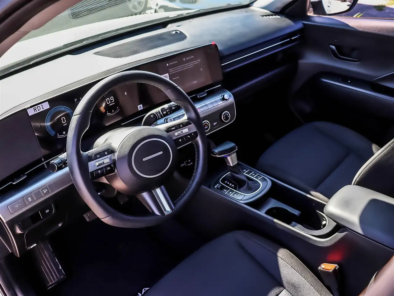 Hyundai KONA снимка Hyundai KONA