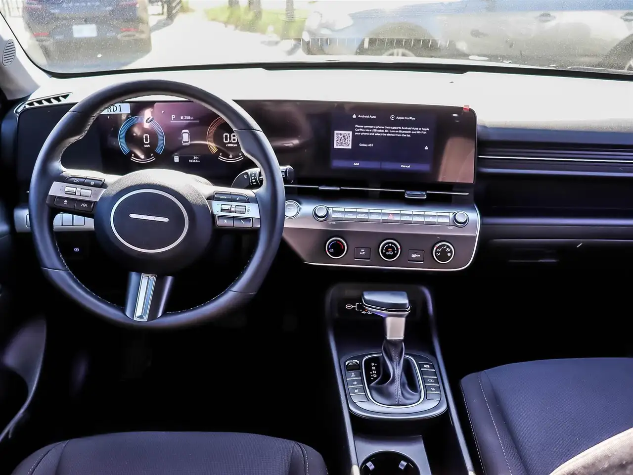 Hyundai KONA снимка Hyundai KONA