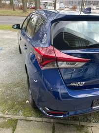 Bild 6 Toyota Auris Hybrid Cool