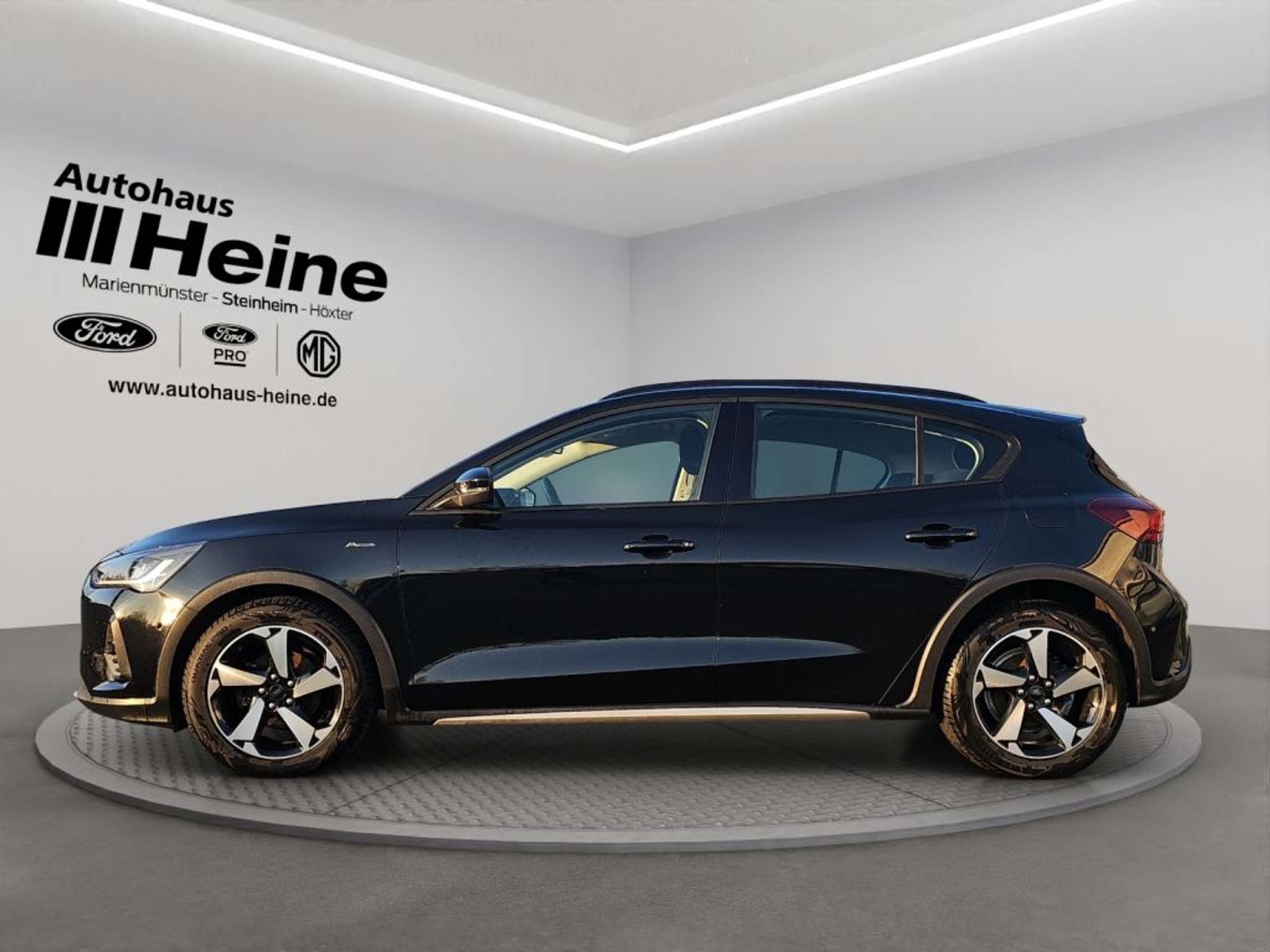 Fahrzeugabbildung Ford Focus 1.5 EcoBlue Start-Stopp-System ACTIVE - mit KI generiert/bearbeitet