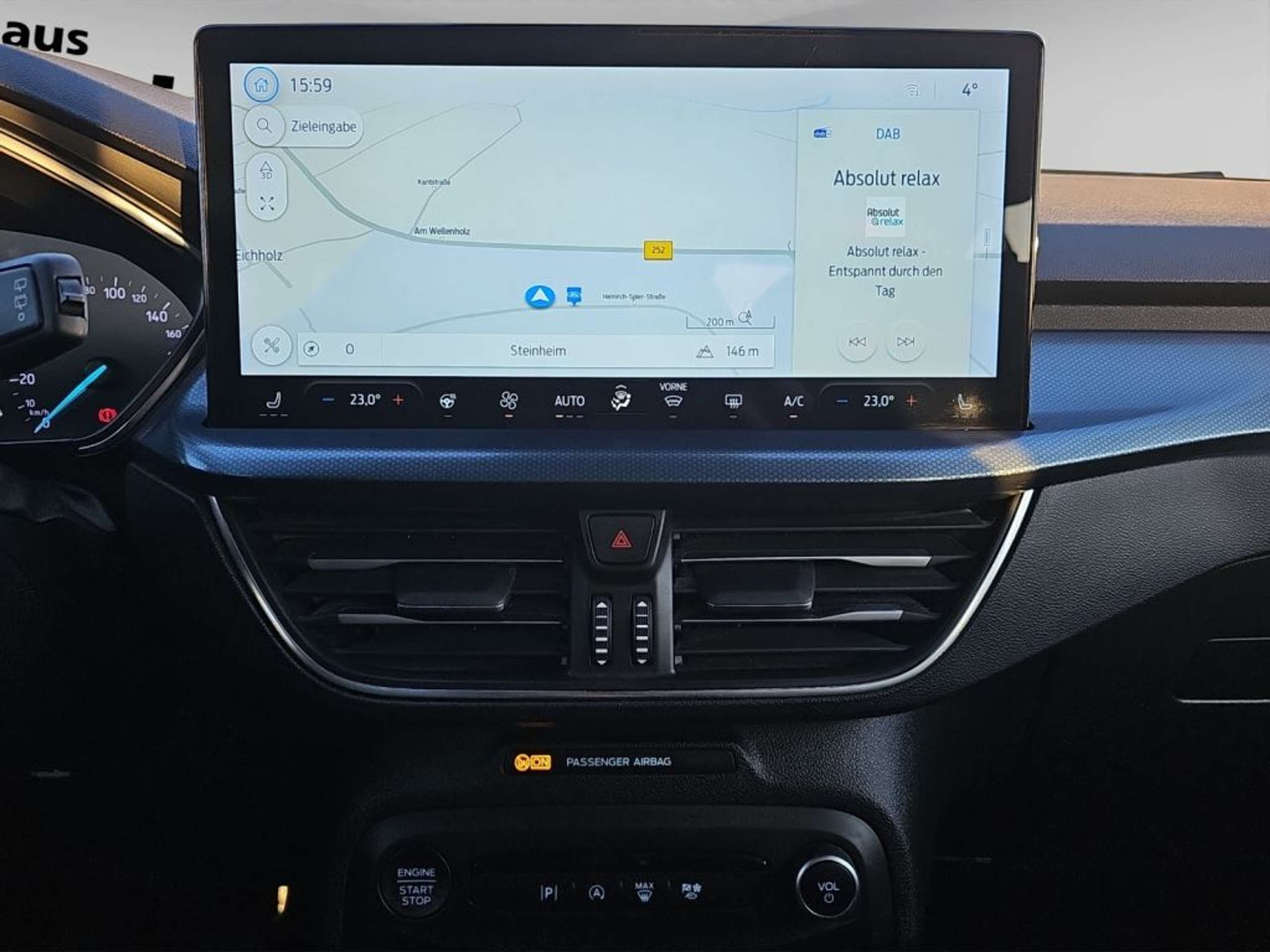 Fahrzeugabbildung Ford Focus 1.5 EcoBlue Start-Stopp-System ACTIVE - mit KI generiert/bearbeitet