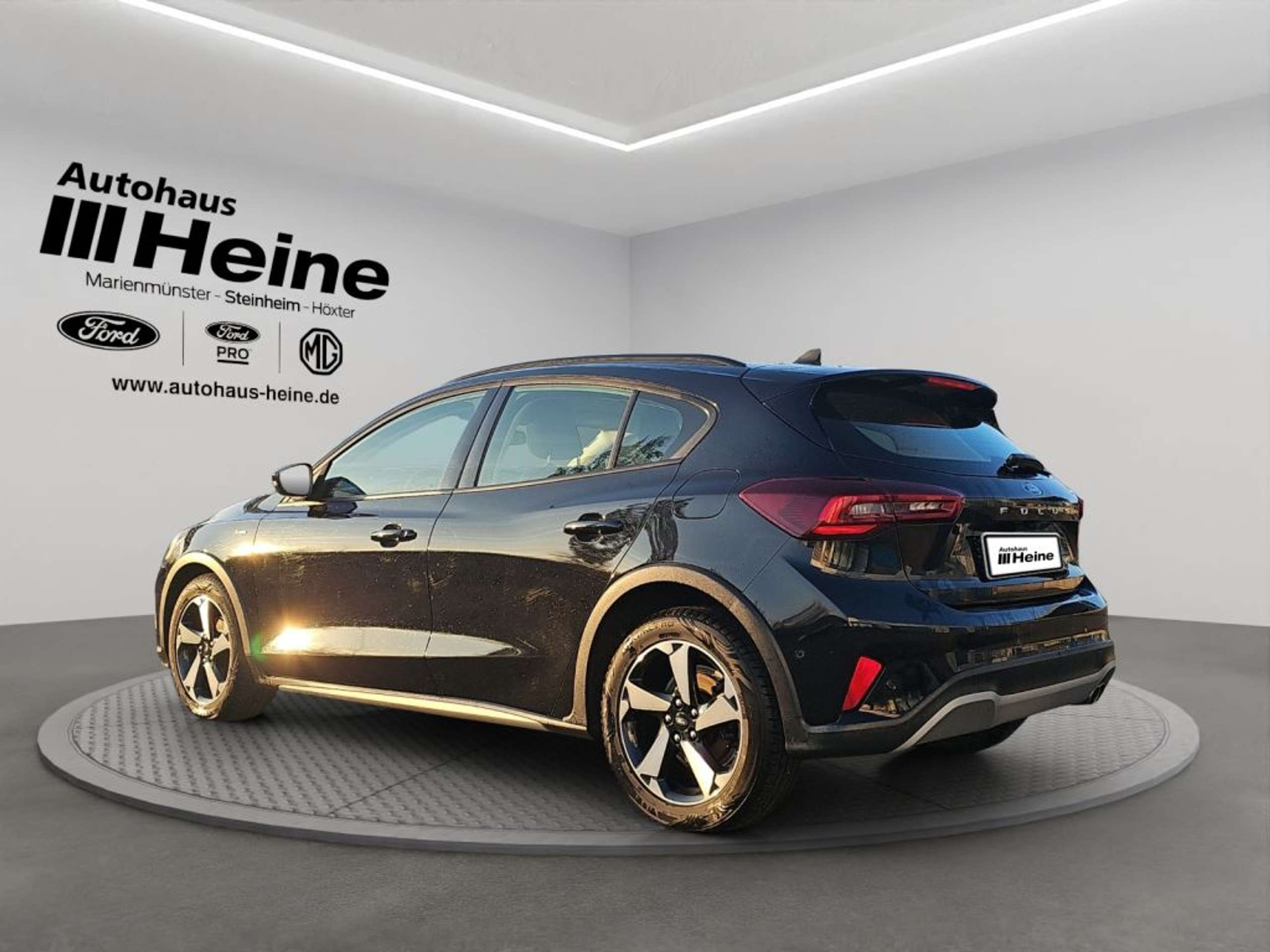 Fahrzeugabbildung Ford Focus 1.5 EcoBlue Start-Stopp-System ACTIVE - mit KI generiert/bearbeitet