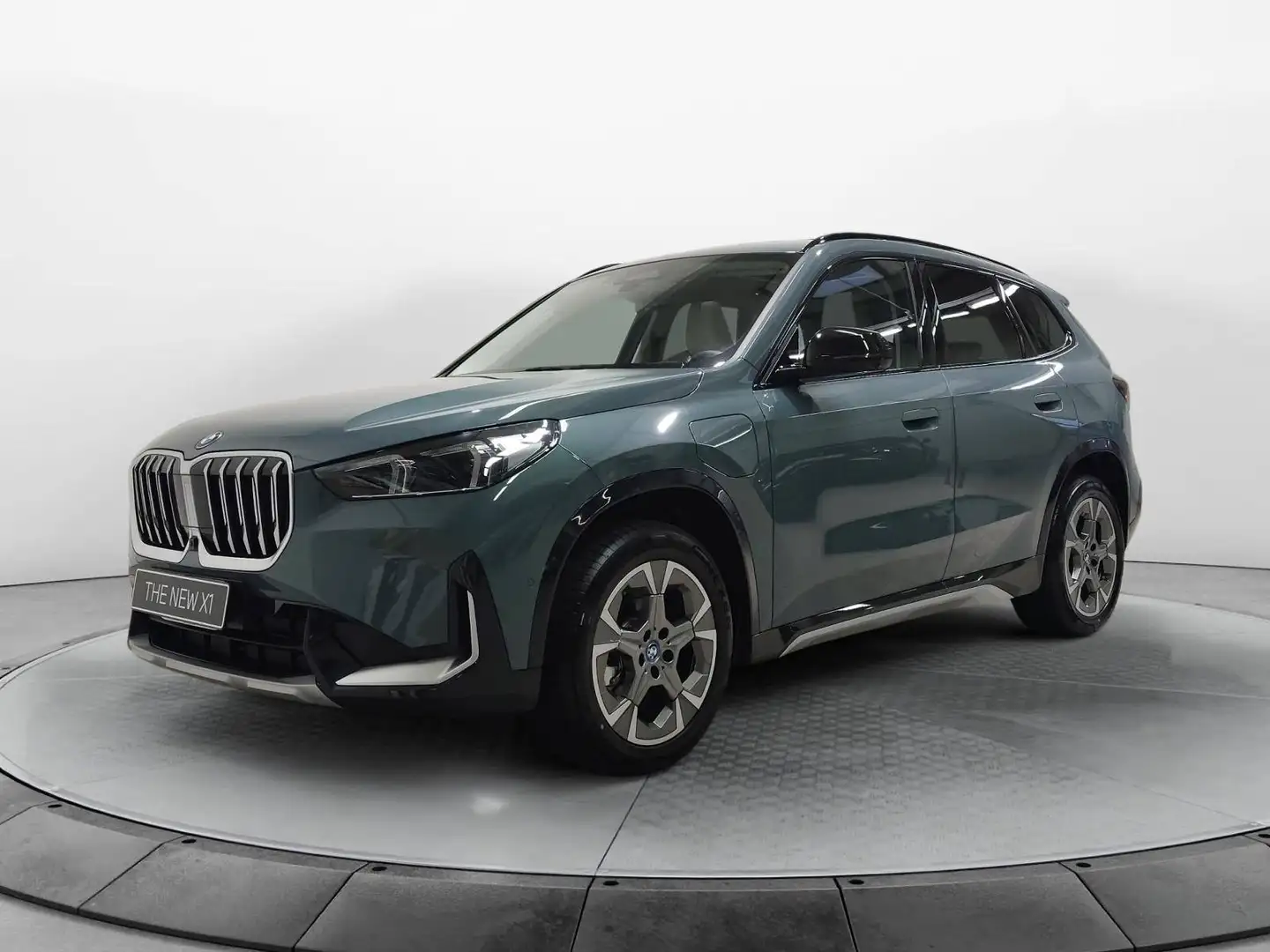 BMW X1 xDrive30e xLine Groen - 1