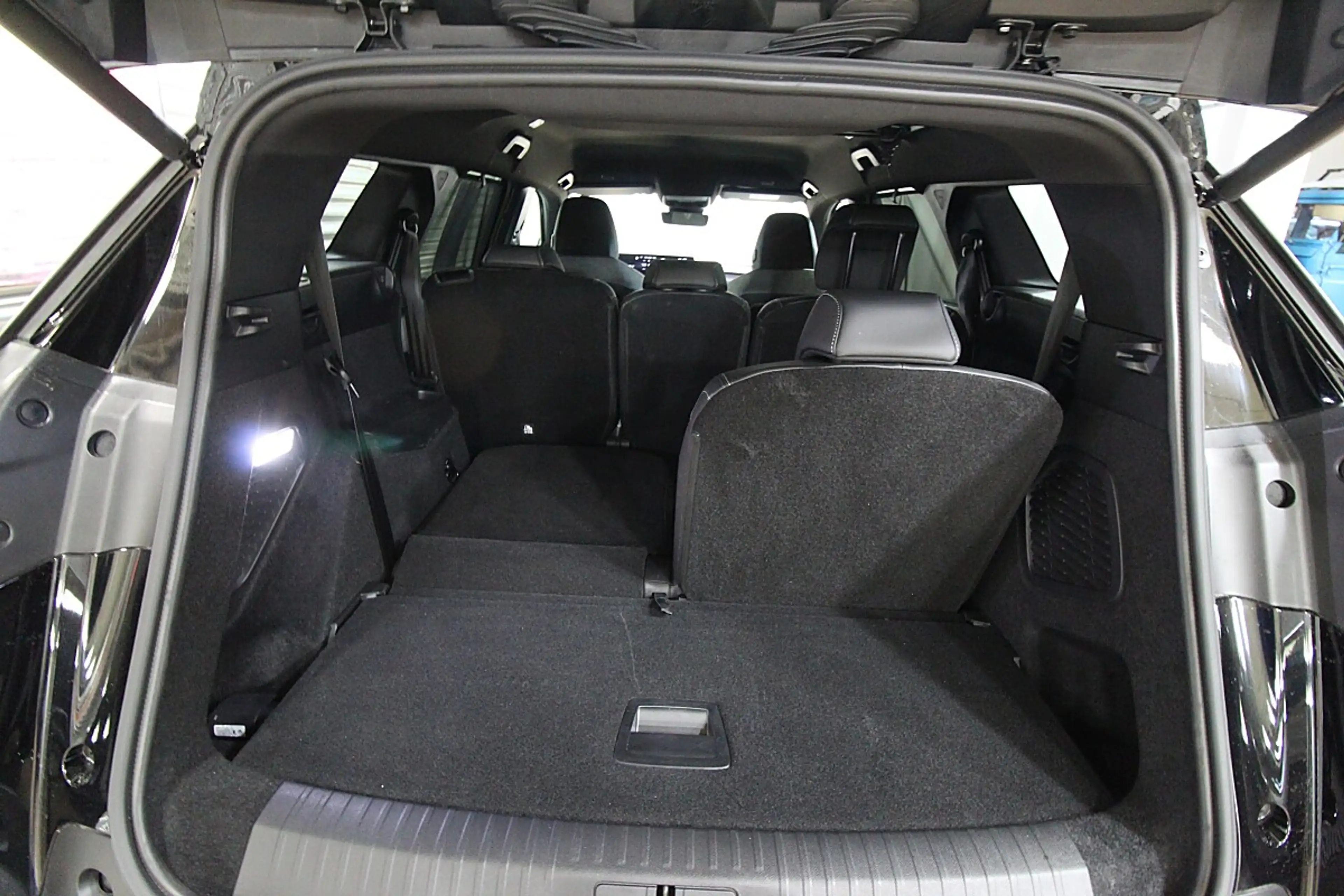Peugeot 5008 mHEV 145 e-DCS6 GT Aut. +motorisierte Heckklapp... — photo 9