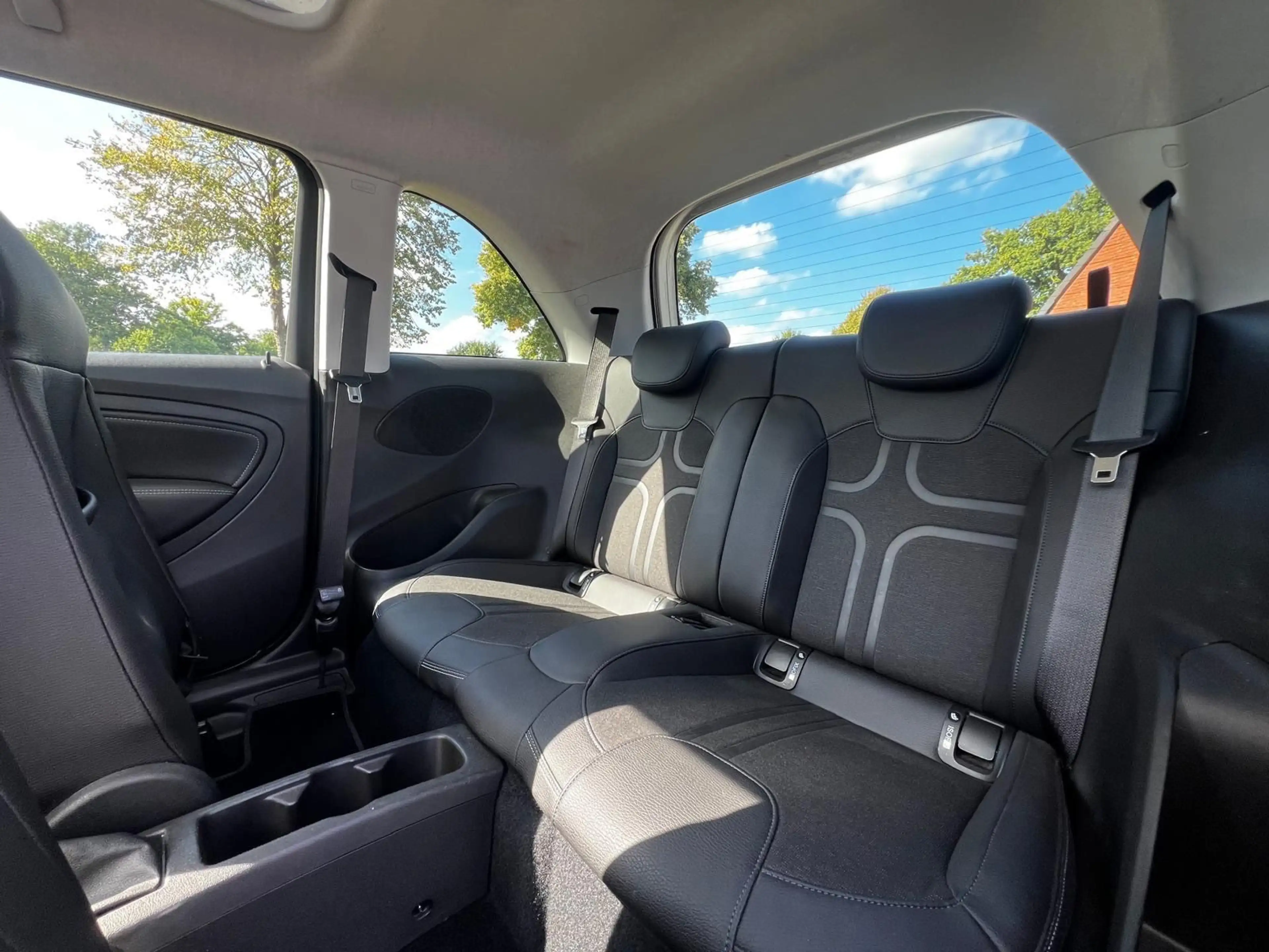 Opel Adam 1.4 Slam*Panorama*Bluetooth*Garantie* — photo 9