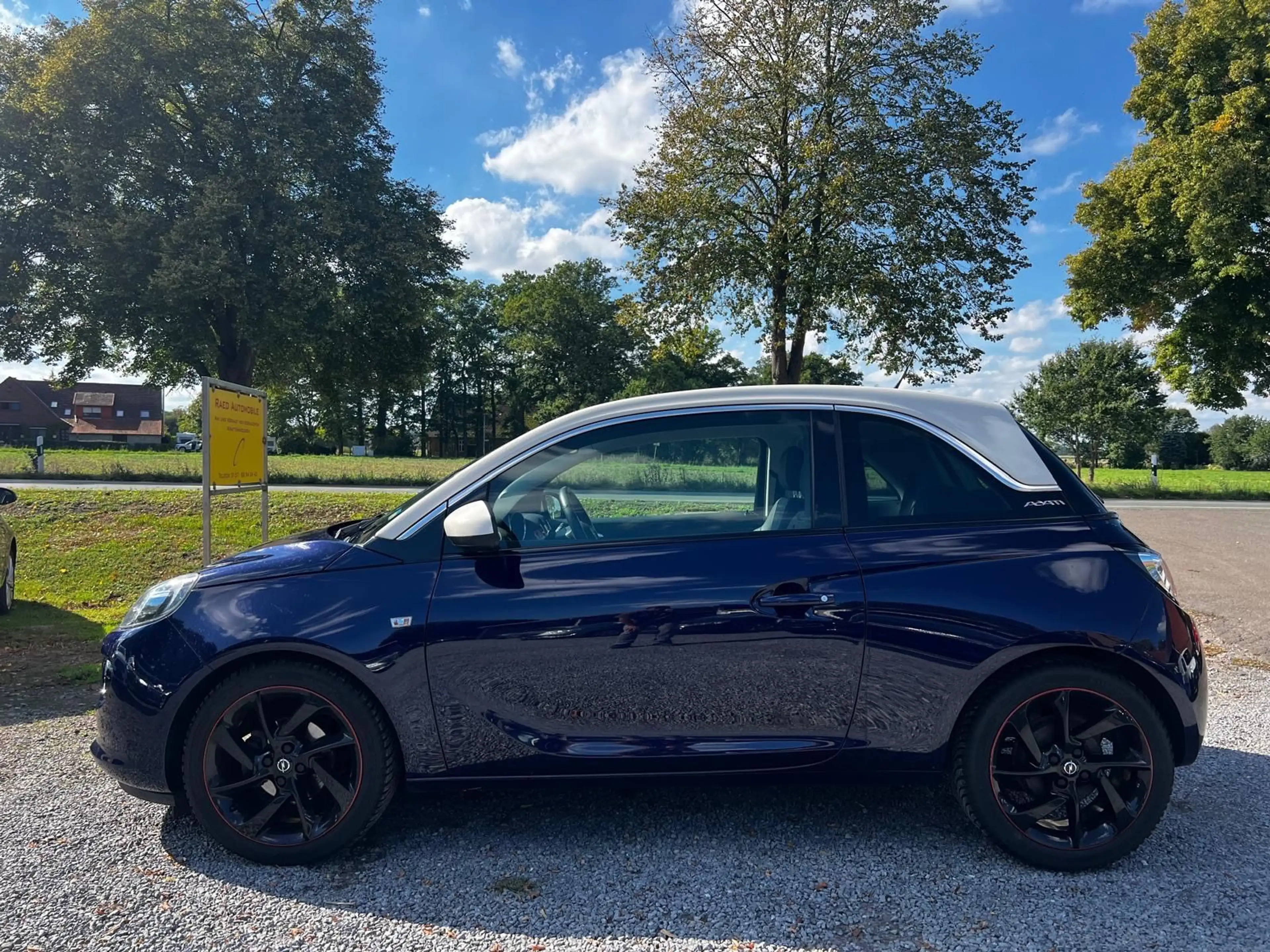 Opel Adam 1.4 Slam*Panorama*Bluetooth*Garantie* — photo 2