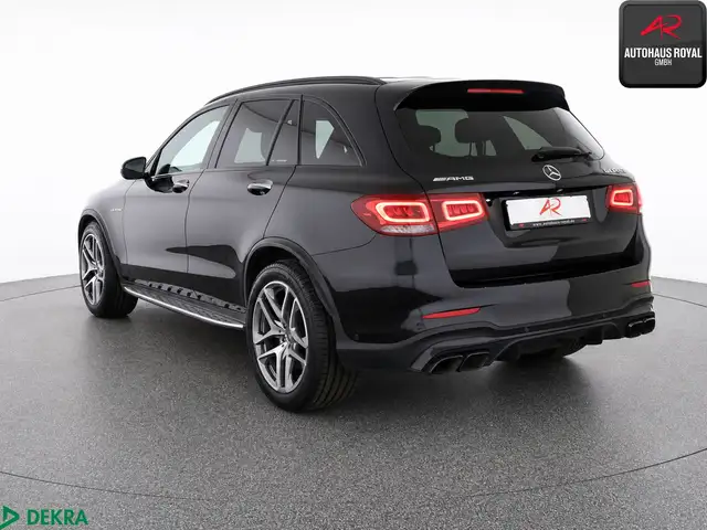 Mercedes-Benz GLC view 3
