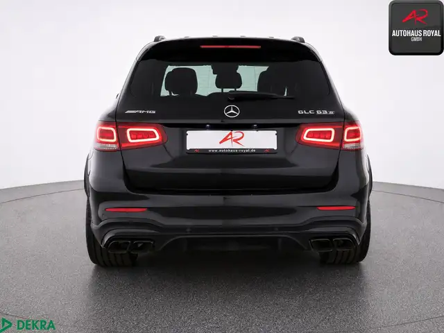 Mercedes-Benz GLC view 4