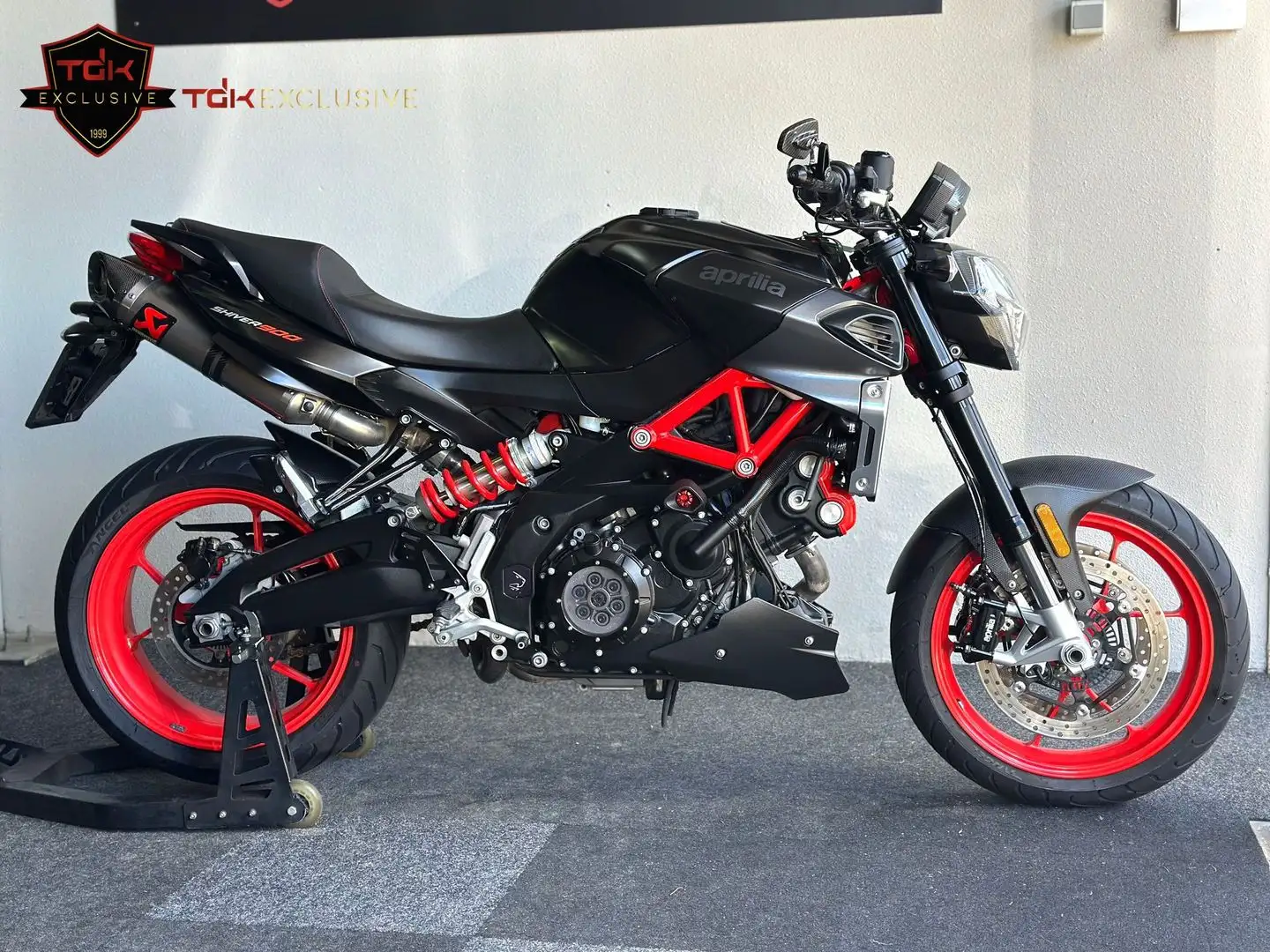 Aprilia Shiver 900 Zwart - 2