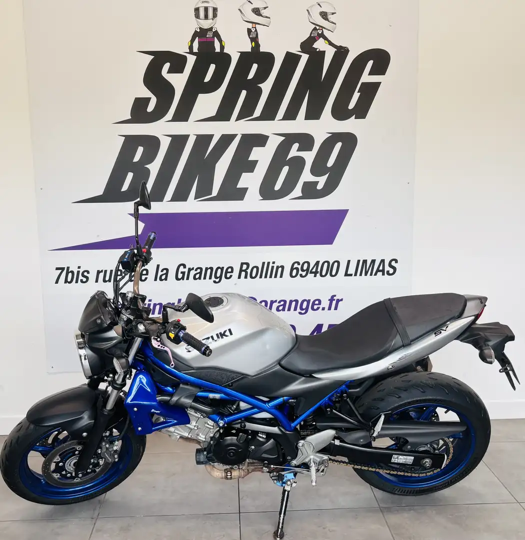 Suzuki SV 650 Bleu - 1