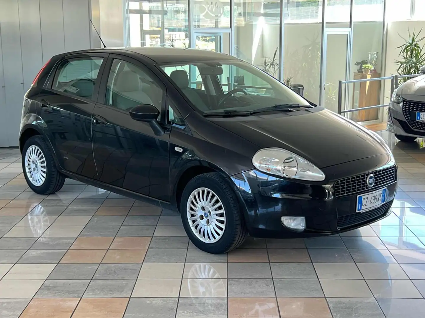 Fiat Grande Punto 1.4 5 porte Dynamic Nero - 2