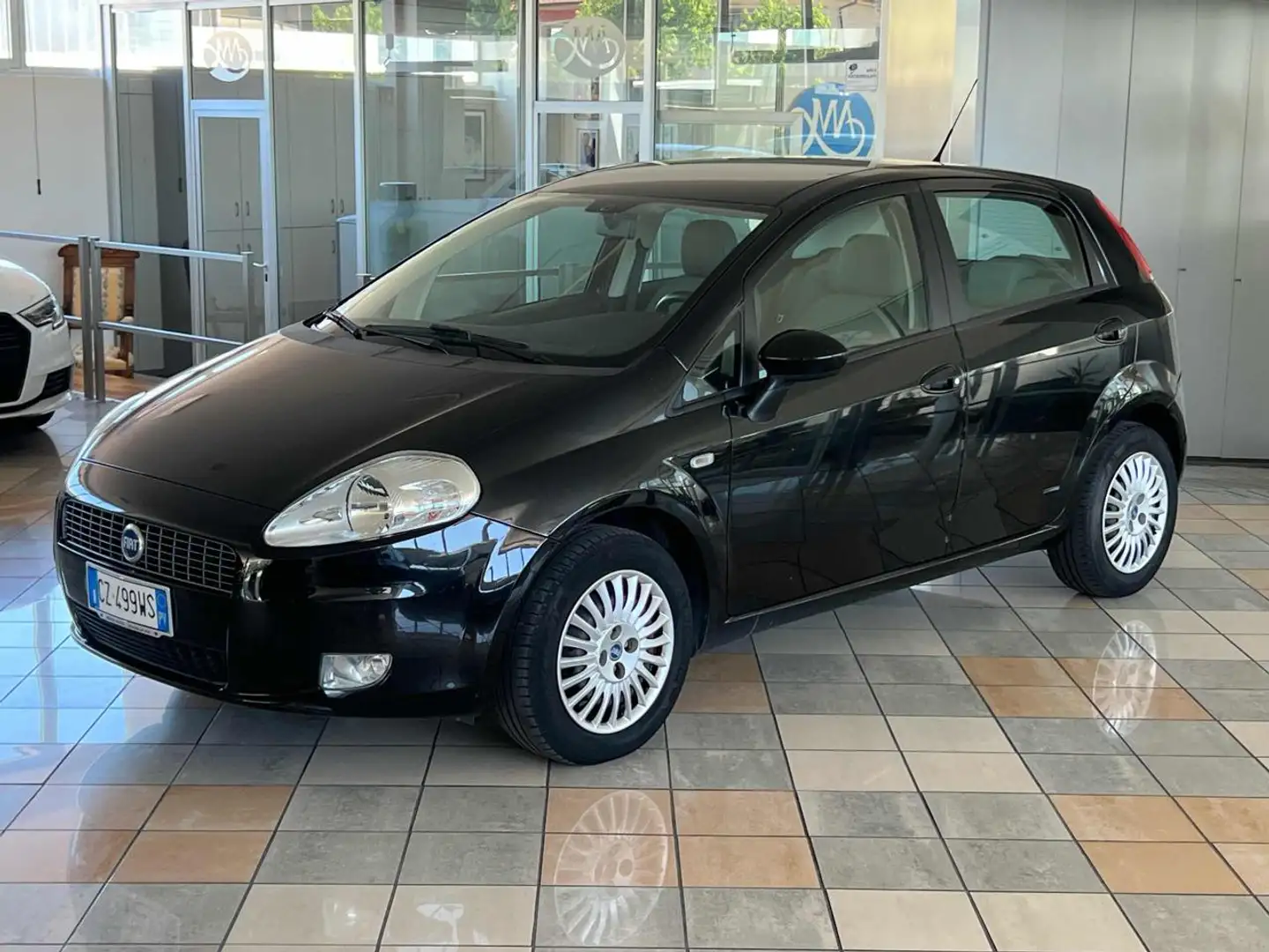 Fiat Grande Punto 1.4 5 porte Dynamic Nero - 1