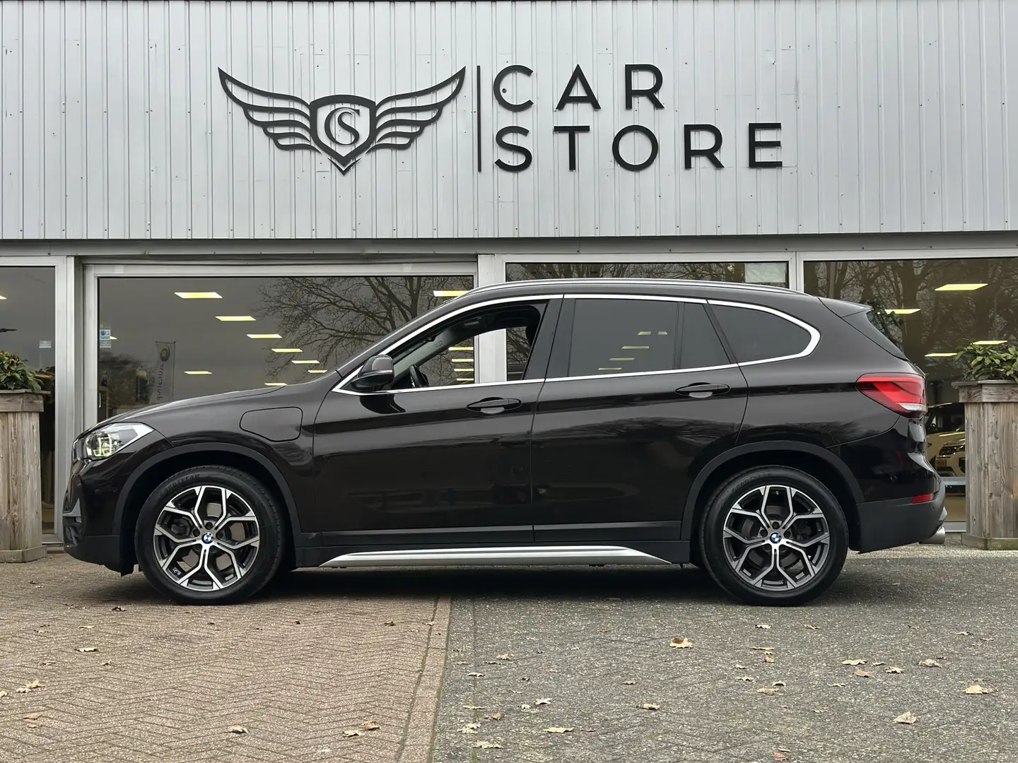 BMW X1 xDrive25e |LED|HEAD UP|SFEER|ST VWM|LEDER|LM VELGE Brun - 2