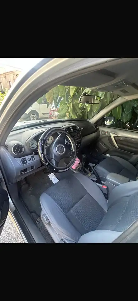 Toyota RAV4 5p 2.0 vvt-i 16v, foto 2