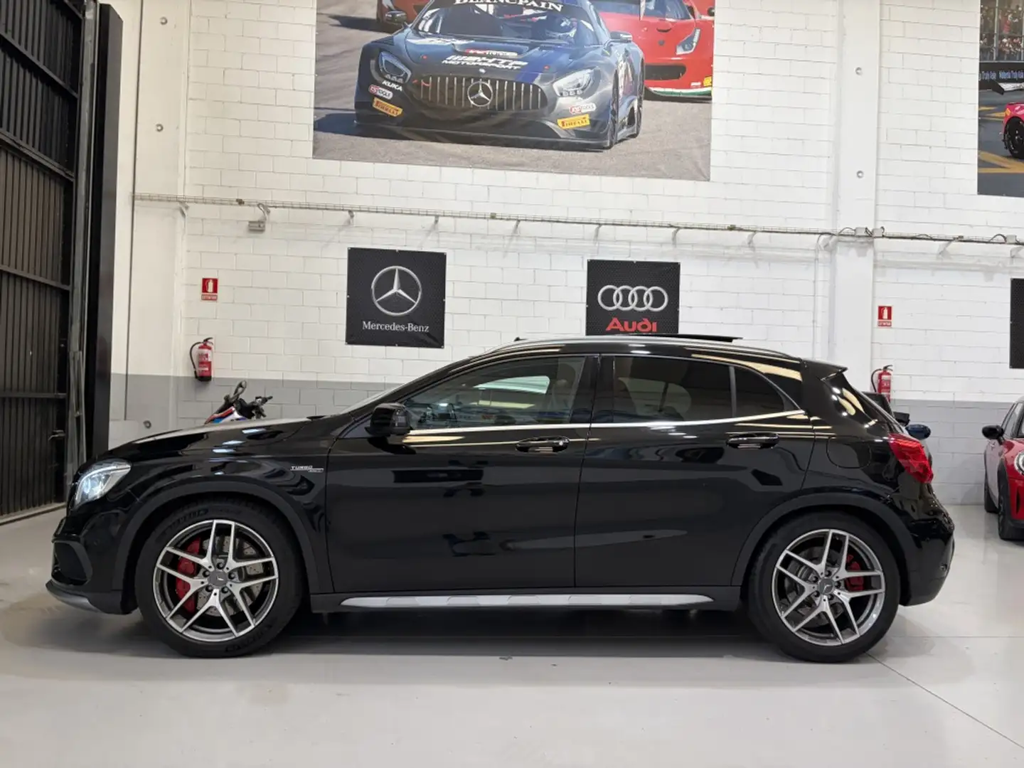 Mercedes-Benz GLA 45 AMG 4Matic 7-DCT Negro - 1