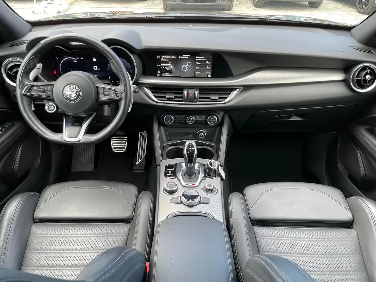 Alfa Romeo Stelvio 2025 — фото 10