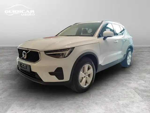 Volvo XC40 2.0 b3 Essential auto