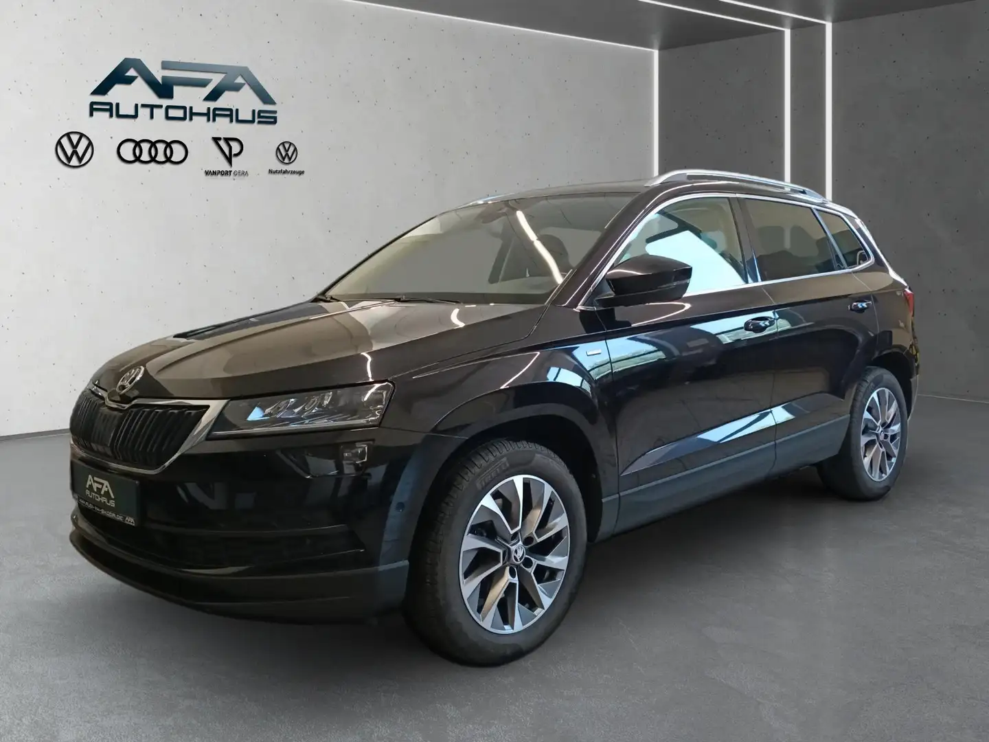 Skoda Karoq 2.0 TDI CLEVER DSG AHK*Pano*Stdhzg Noir - 2