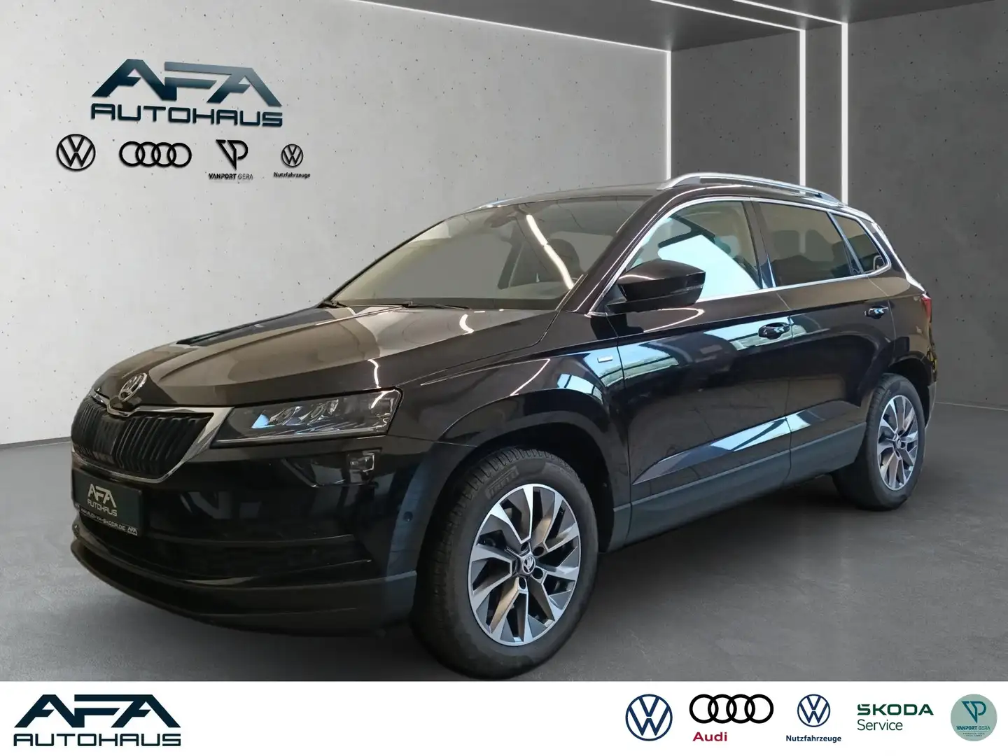 Skoda Karoq 2.0 TDI CLEVER DSG AHK*Pano*Stdhzg Noir - 1