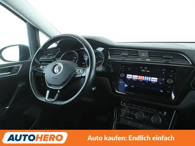 Volkswagen Touran view 13