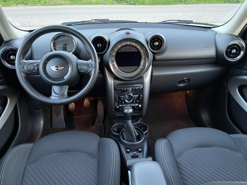 MINI Cooper D Paceman PACEMAN 1.6 Diesel*BI-XENON*PDC*SHZ*NAVI*SPORTSITZE* — photo 10