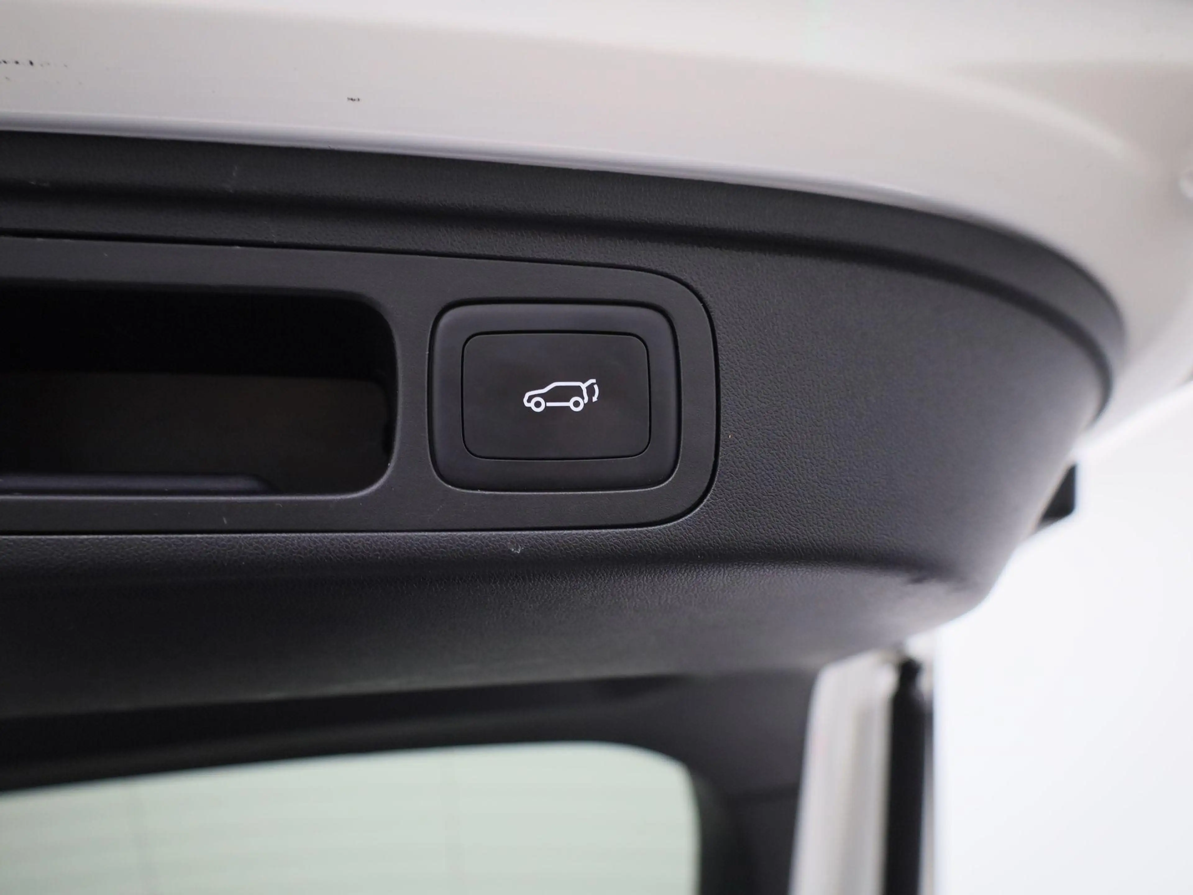 MG HS MG PHEV 1.5 Luxury — photo 13