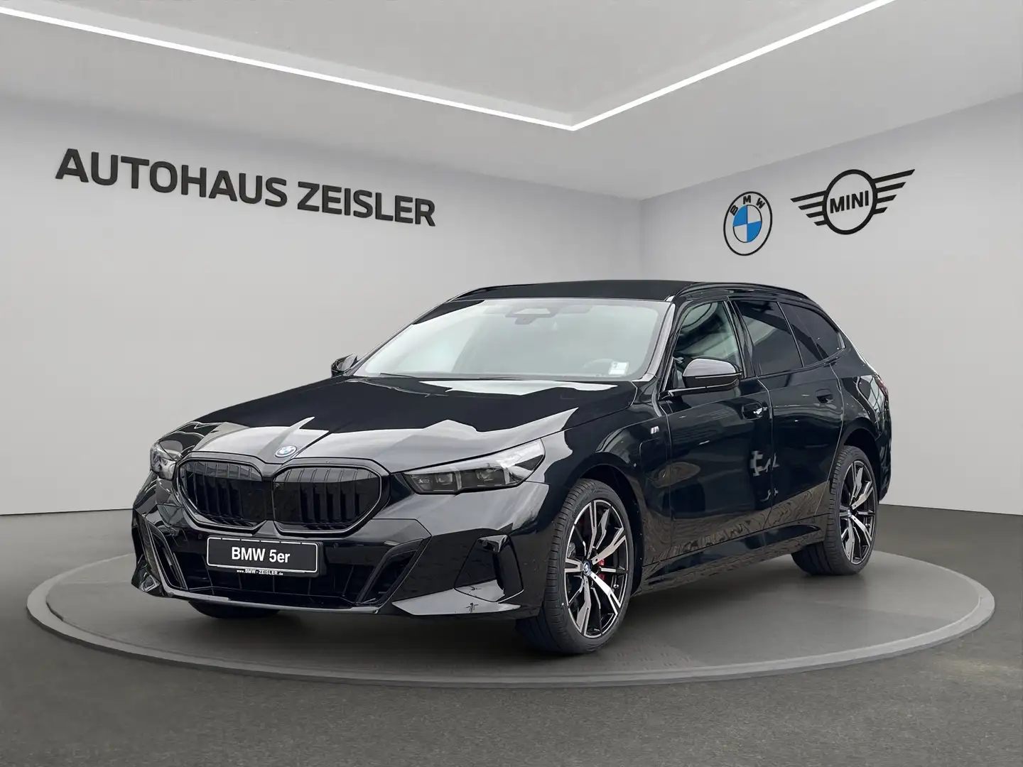 BMW 550 e xDrive Tour. M Sport Pro 20"LM AHK Glasdach Sitz Чёрный - 1