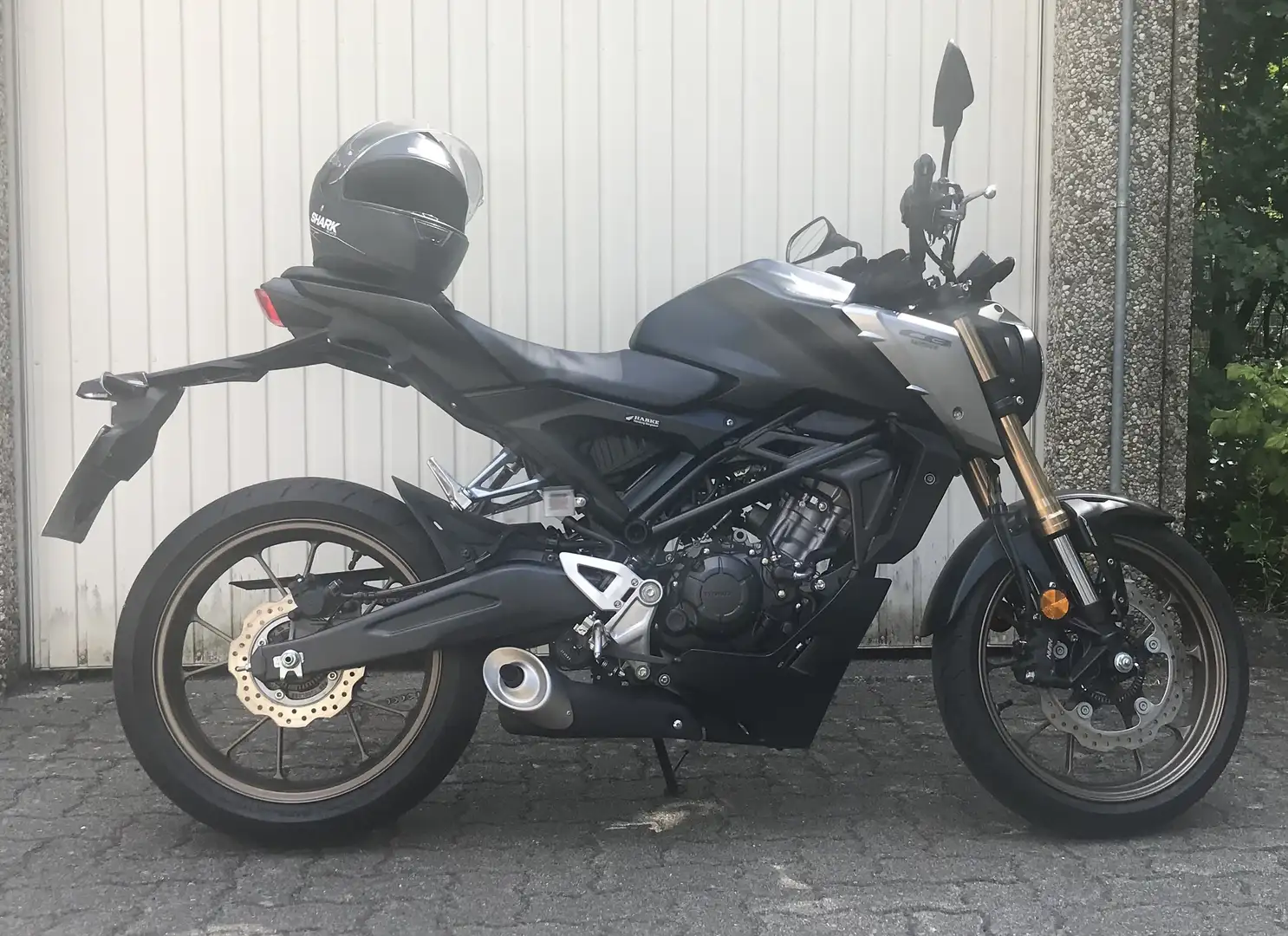 Honda CB 125 Honda CB 125R - 1