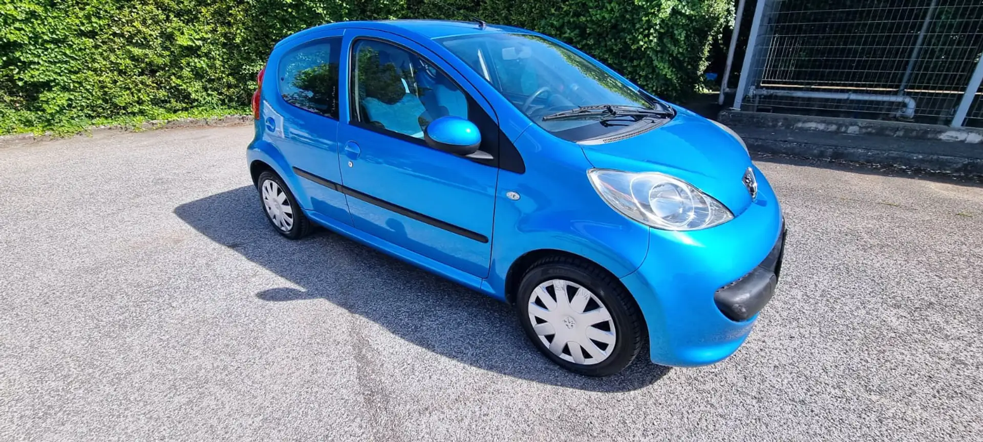 Peugeot 107 3p 1.0 12v Urban Move - 1