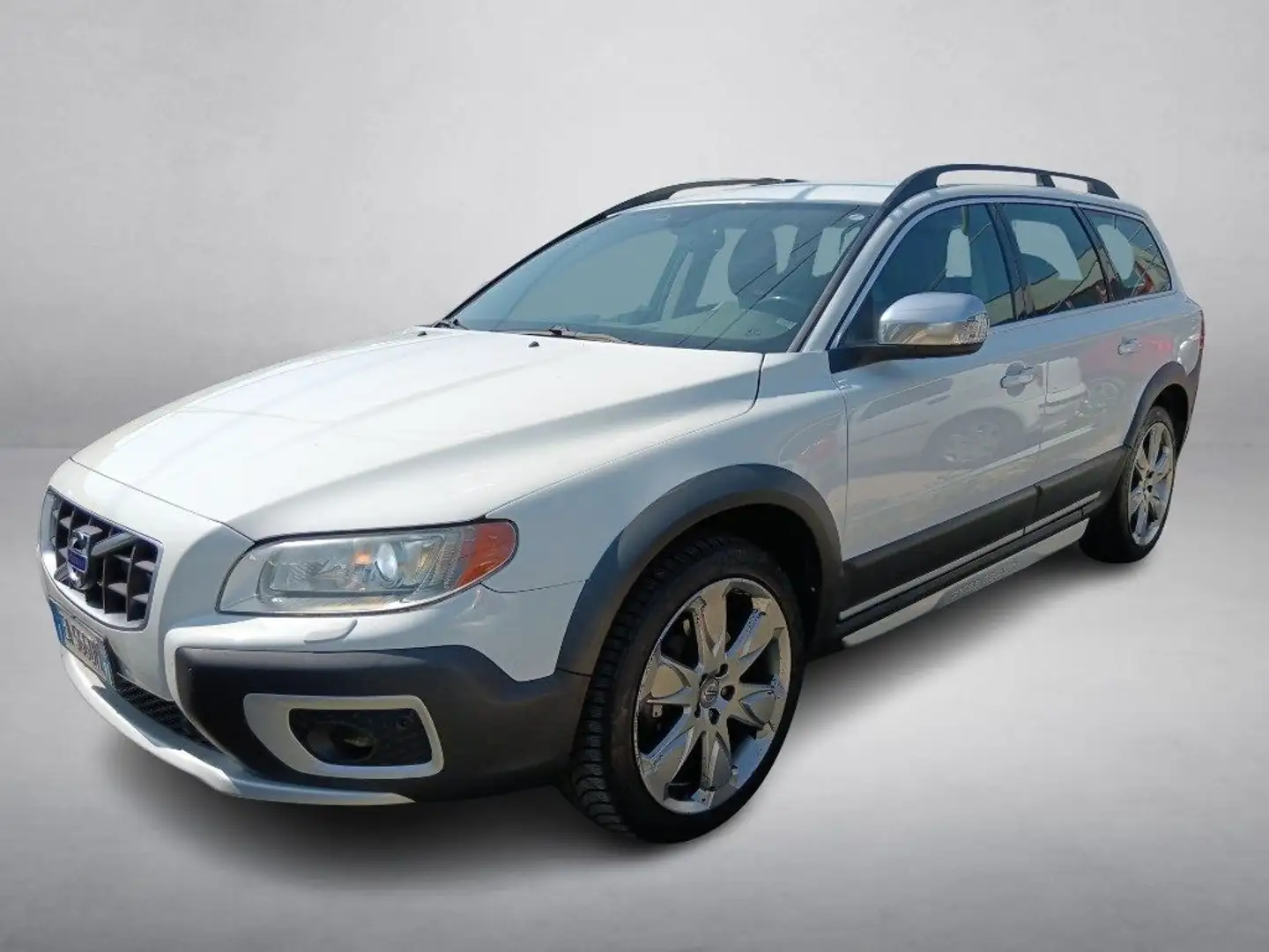 Volvo XC70 D5 205CV AWD Geartronic Summum Bianco - 2