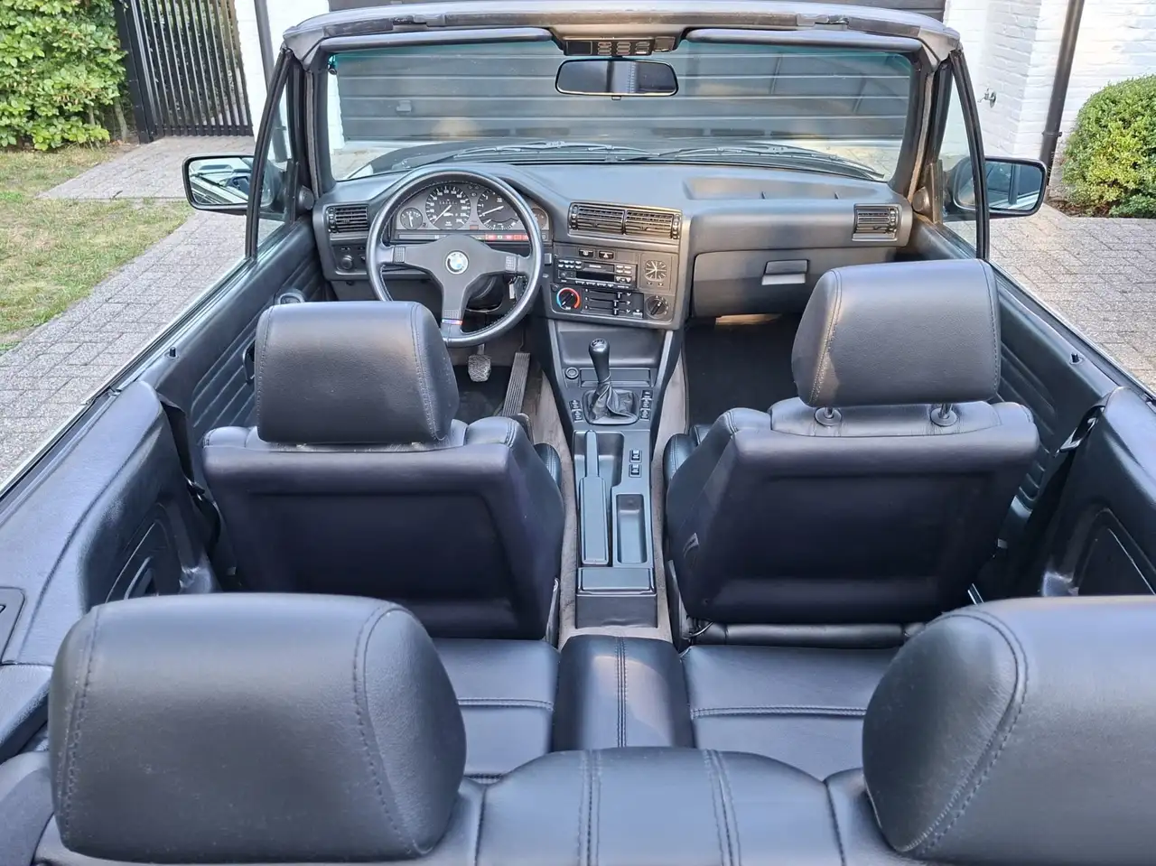 BMW 325i, foto 2